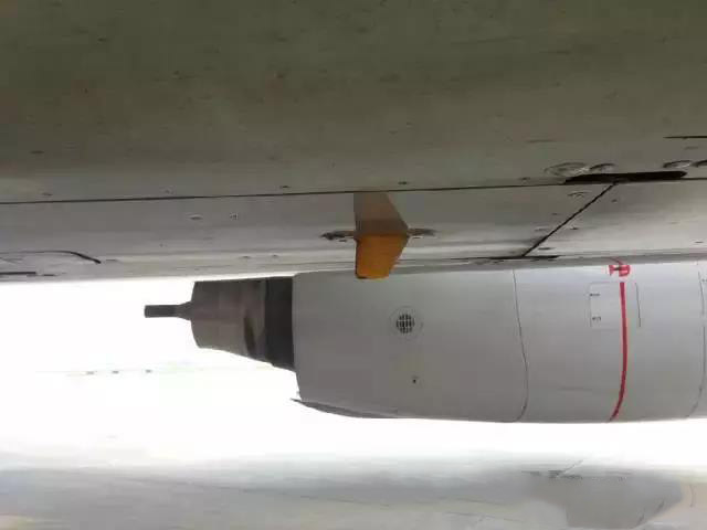 測(cè)距機(jī)（DME）系統(tǒng)提供飛機(jī)與地面站之間斜距（視線(xiàn)）距離的測(cè)量